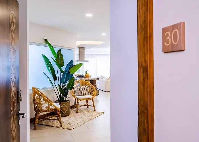 Amazing New Peninsula Penthouse With Ocean Views Сasa de vacaciones *