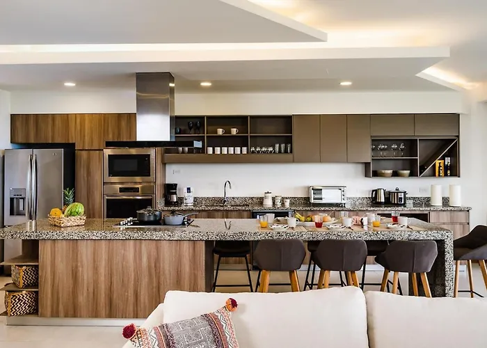 Amazing New Peninsula Penthouse With Ocean Views * Tamarindo