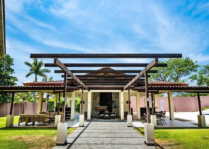 Amazing New Peninsula Penthouse With Ocean Views Tamarindo